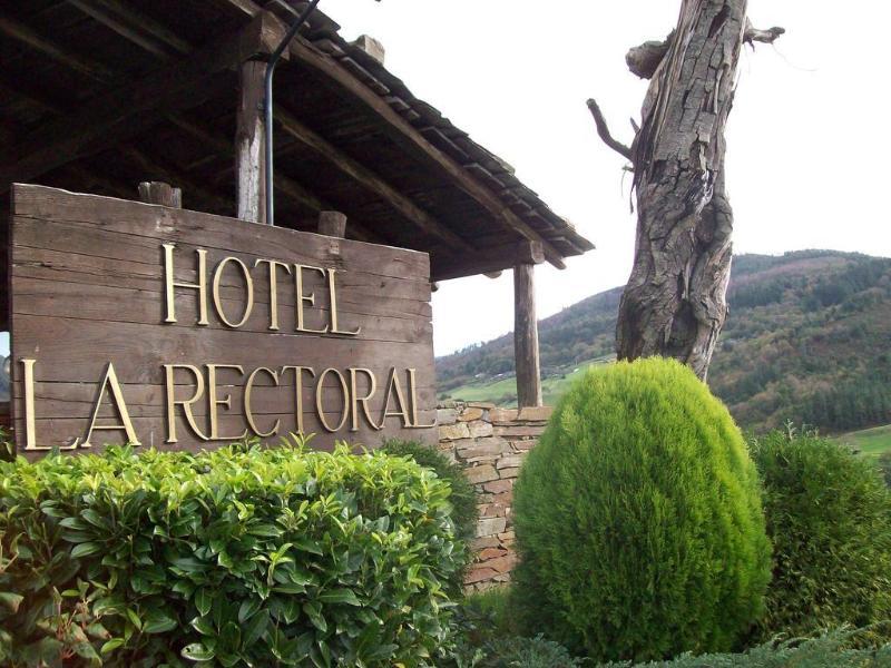 La Rectoral Hotel Taramundi Exterior photo